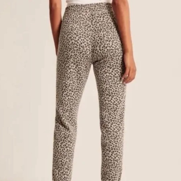 Abercrombie & Fitch Leopard Sweatpants - Picture 2 of 4